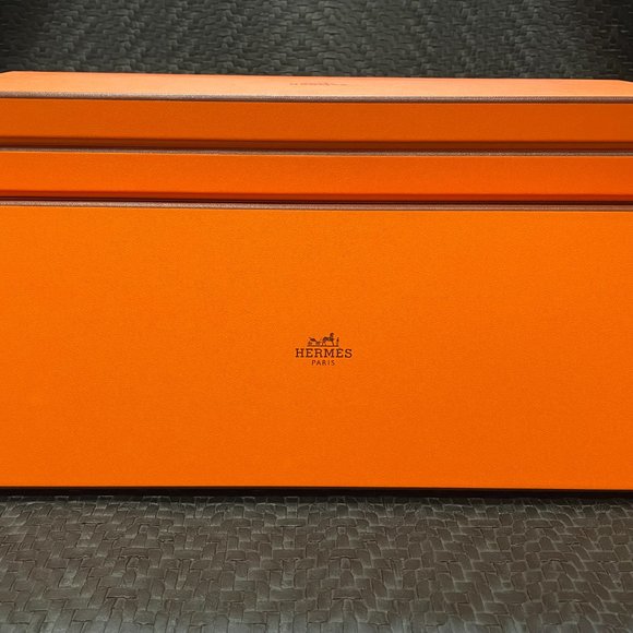 Authentic Hermès Paris Orange Tie Gift Box - Storage and Organization - Picture 7 of 8